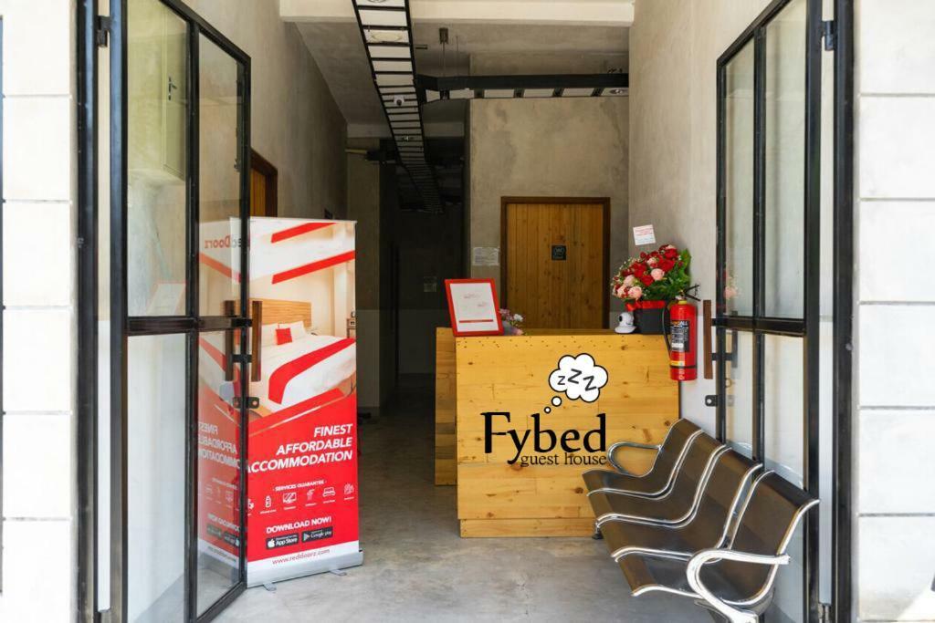 Fybed Aparthotel Semarang Kültér fotó