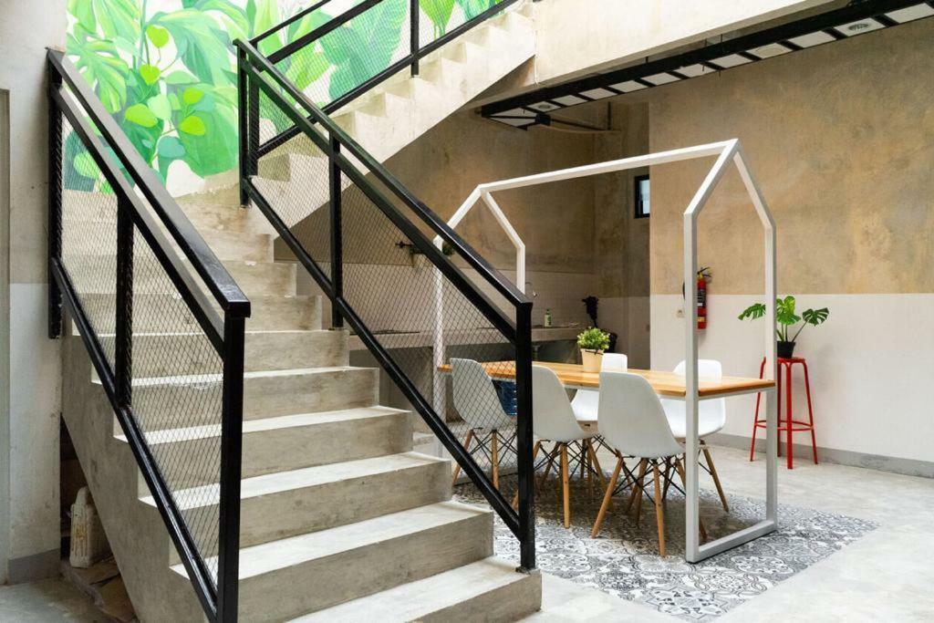 Fybed Aparthotel Semarang Kültér fotó