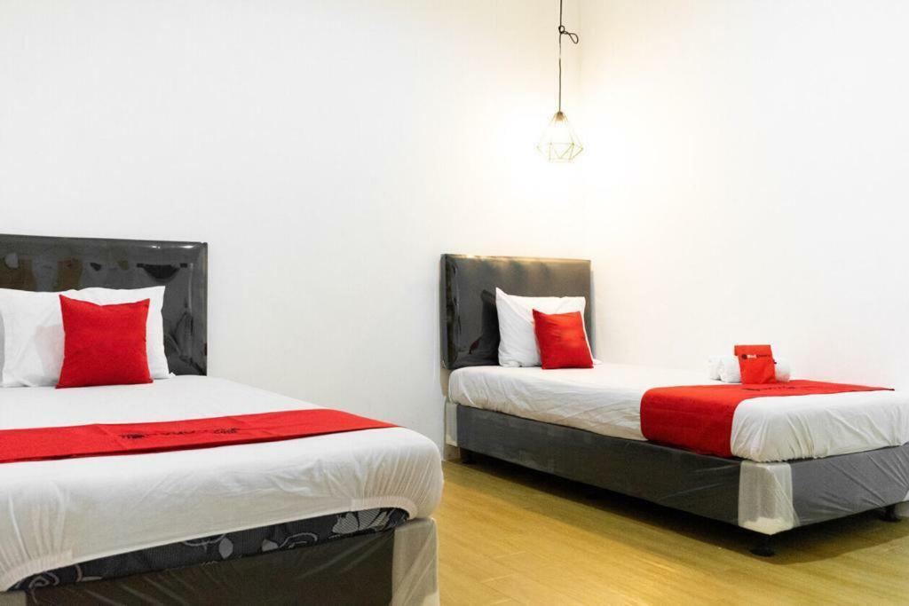 Fybed Aparthotel Semarang Kültér fotó